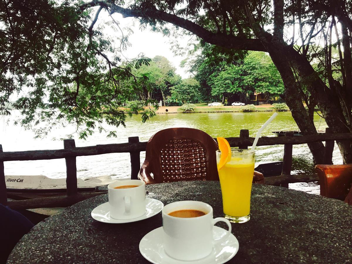 Seasons Hotel Kurunegala Exterior photo